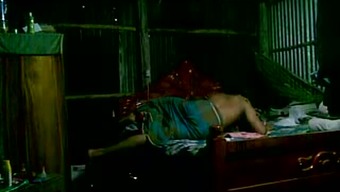 σπιτικό Ινδικό πορνό hardcore λεσβίες γαμημένο φωτογραφίες