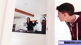 Emma Butt'S Passionate Milf Sex With Big Round Boobs