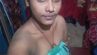 Desi Village Girl With Big Boobs In Selfie