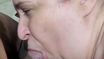 Chubby Mature Woman Gives A Blowjob To Young Delivery Man